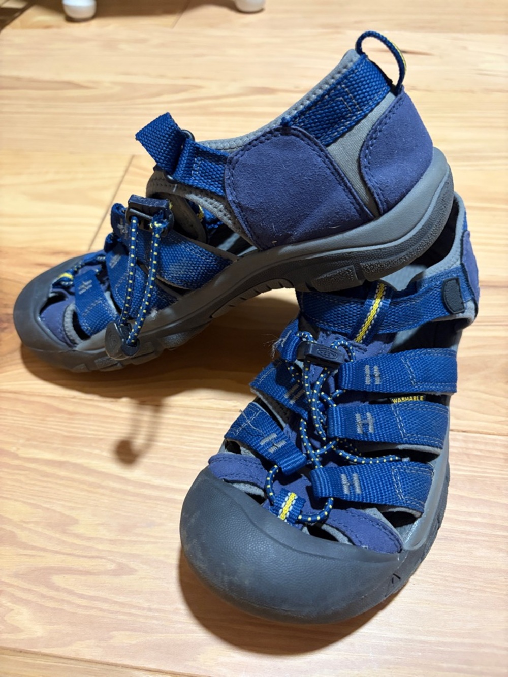 Keen Blue and Gray Big Kids Sandals Shoes Hiking Water 5 Youth